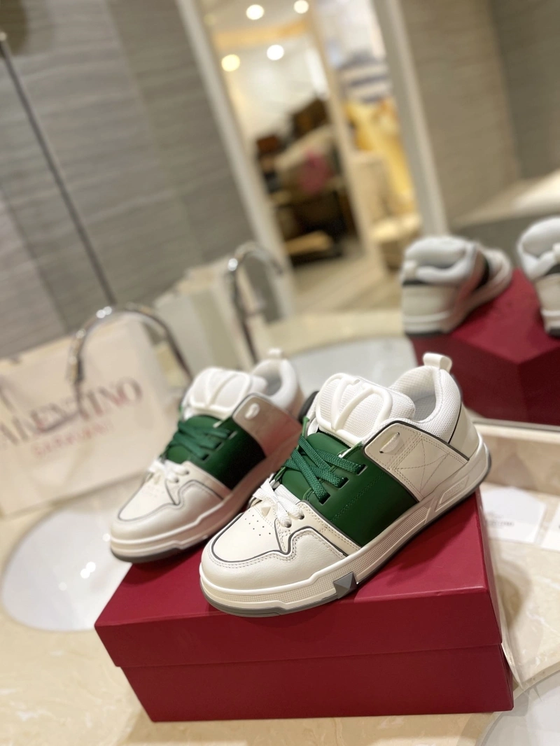 Sleek Vxlxntino Sneakers 230708