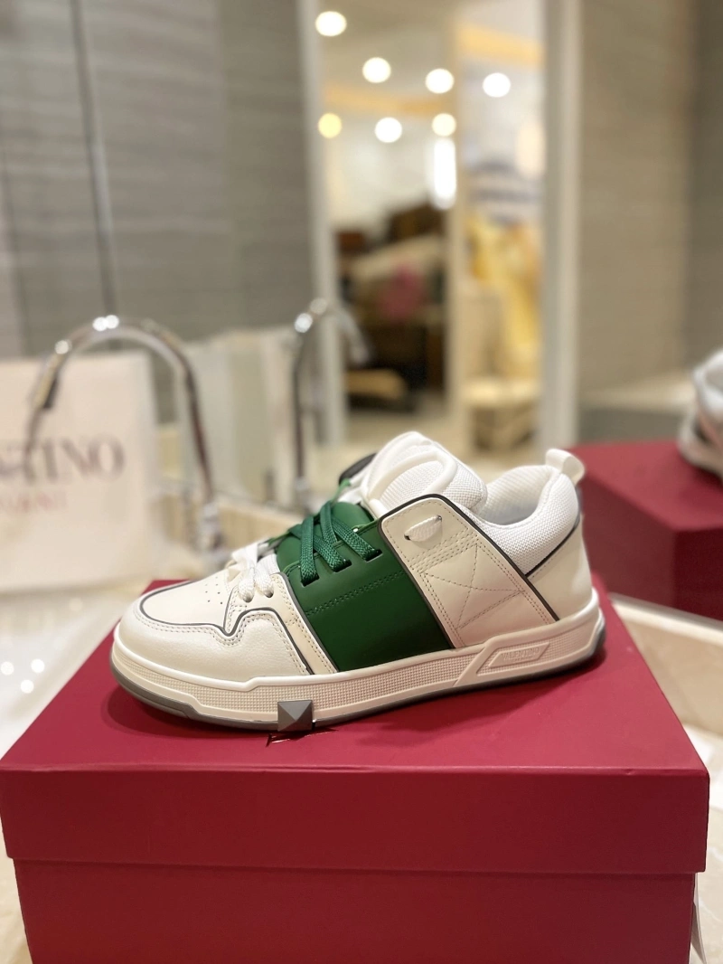 Sleek Vxlxntino Sneakers 230708
