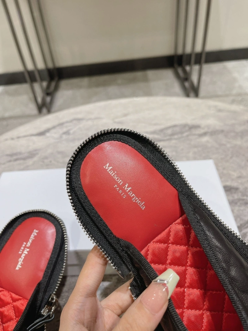 SportInspired Othxr Slippers 213951