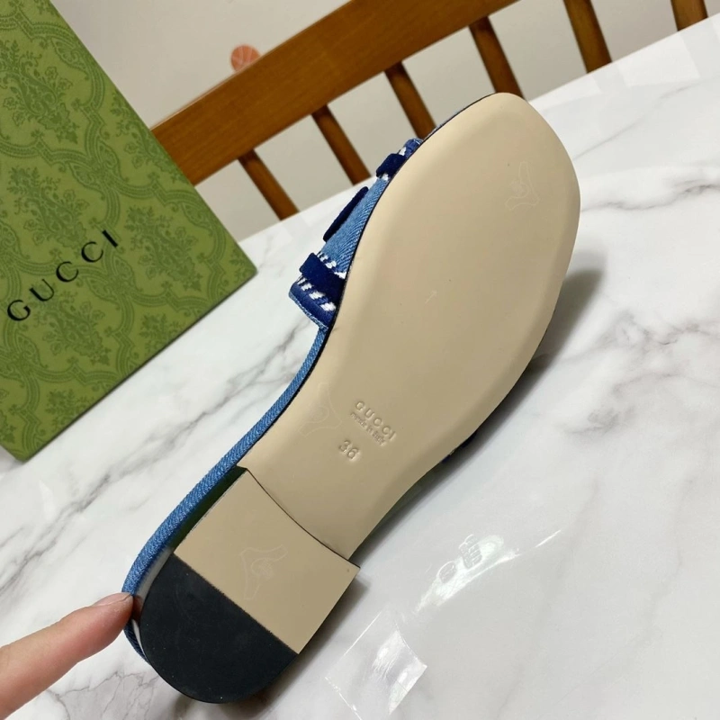 Efficient Gxccx Slippers 158644