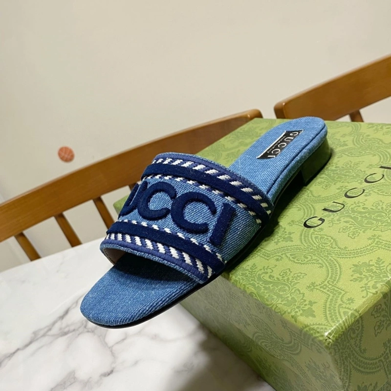 Efficient Gxccx Slippers 158644
