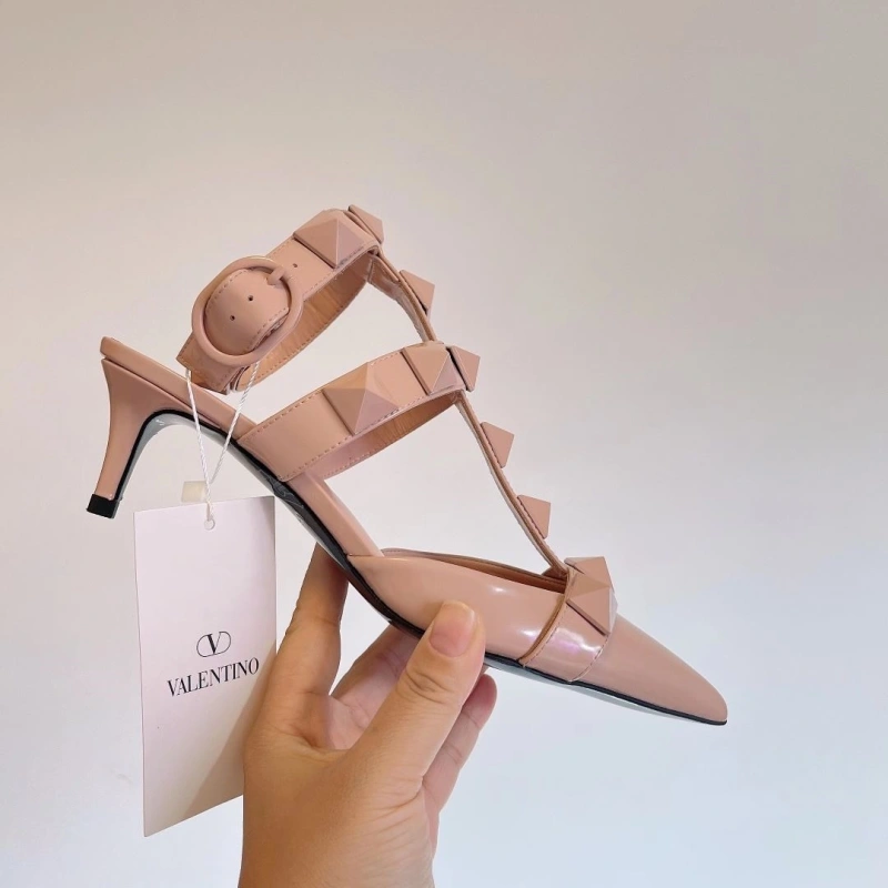 WellDesigned Vxlxntino High Heels 230807