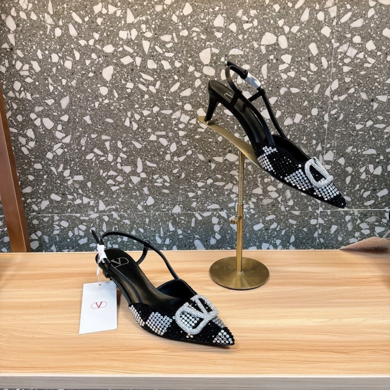 Versatile Vxlxntino High Heels 230809