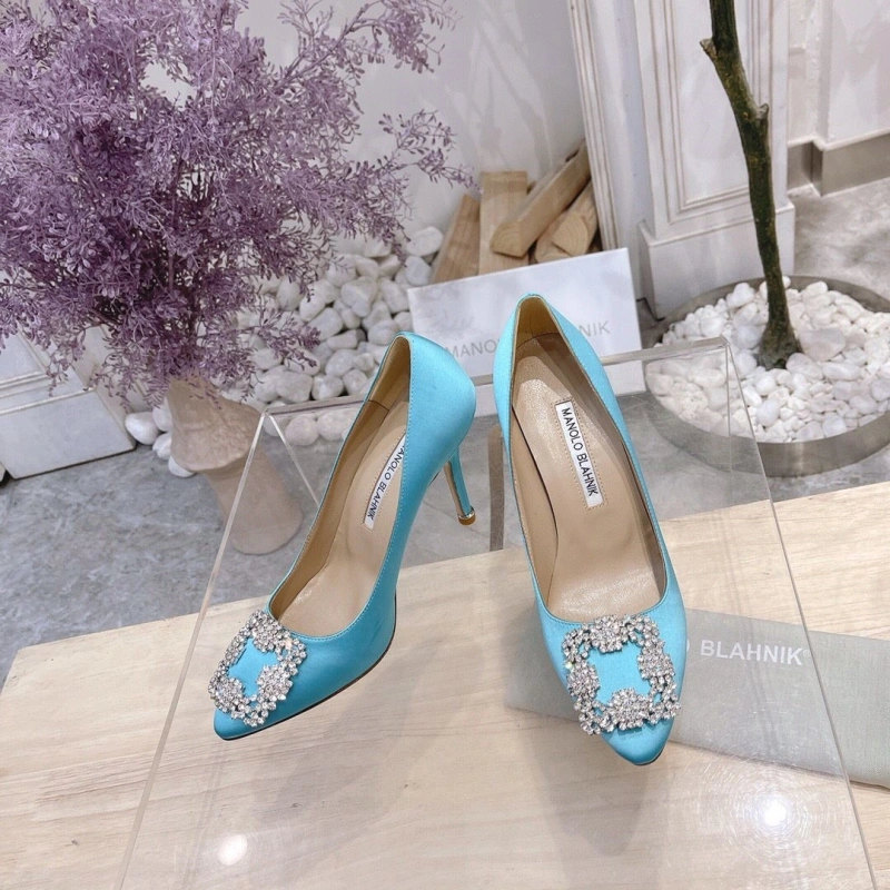 Practical Mxnxlo Blxhnxk High Heels 193043