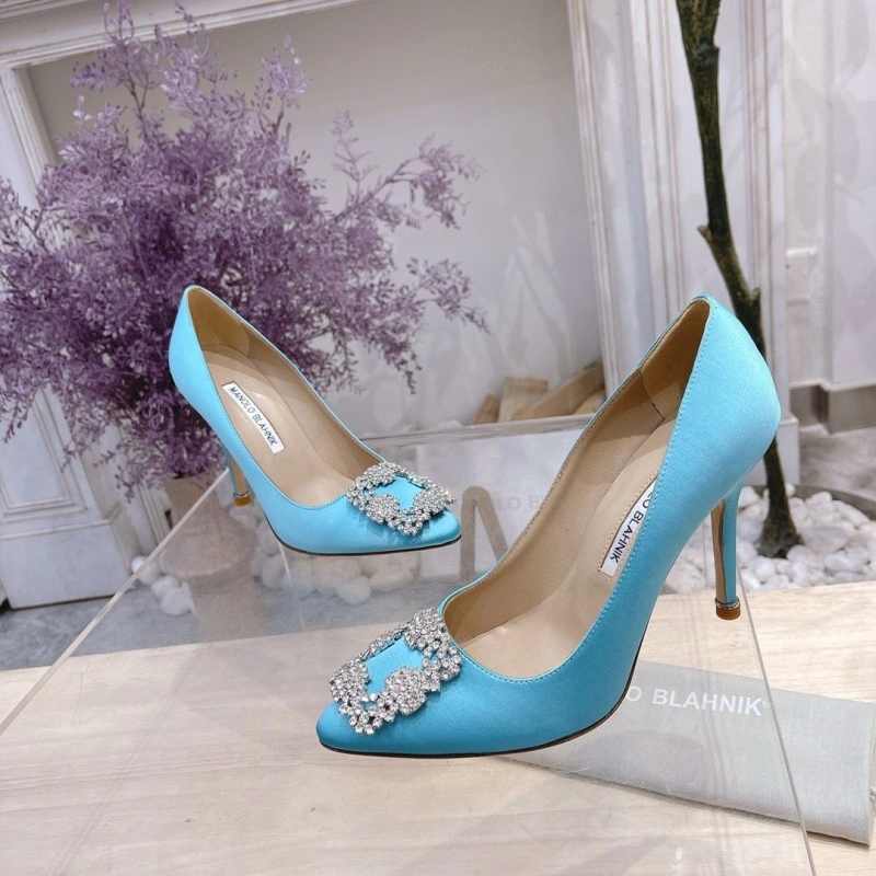 Practical Mxnxlo Blxhnxk High Heels 193043