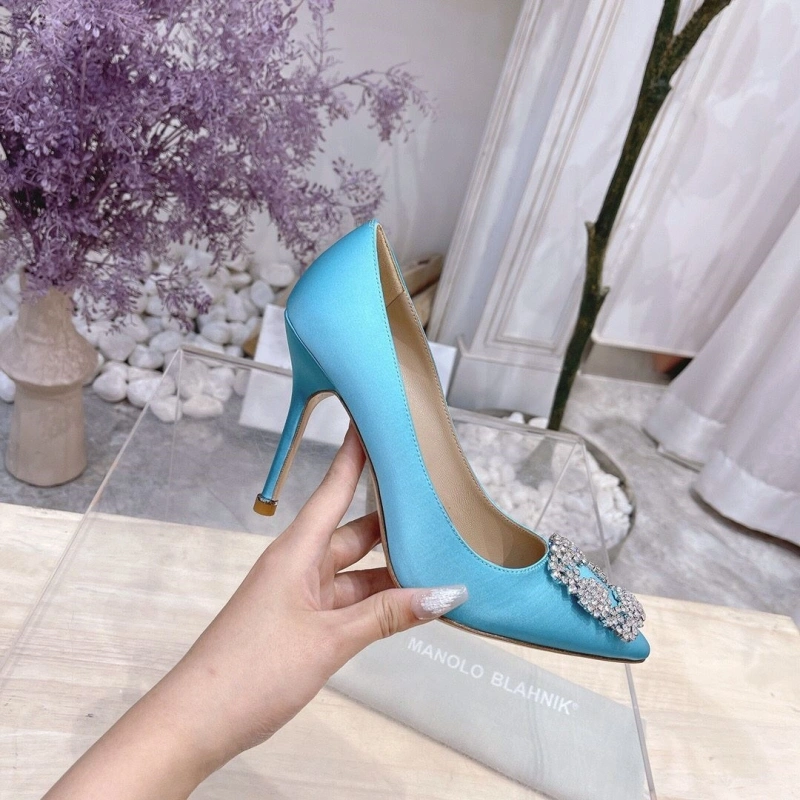 Practical Mxnxlo Blxhnxk High Heels 193043