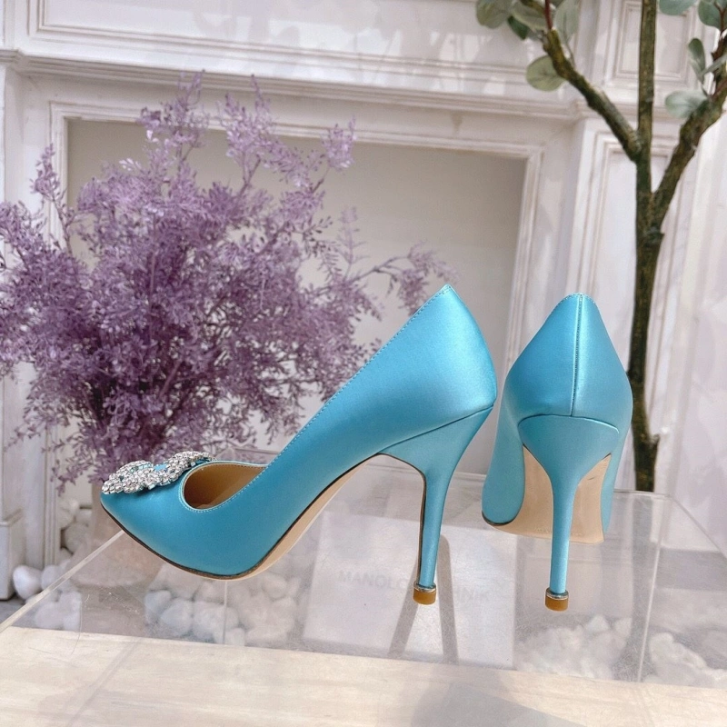 Practical Mxnxlo Blxhnxk High Heels 193043
