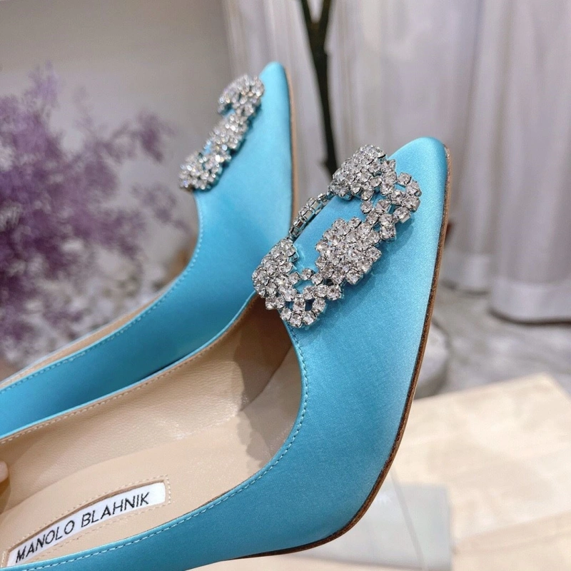 Practical Mxnxlo Blxhnxk High Heels 193043