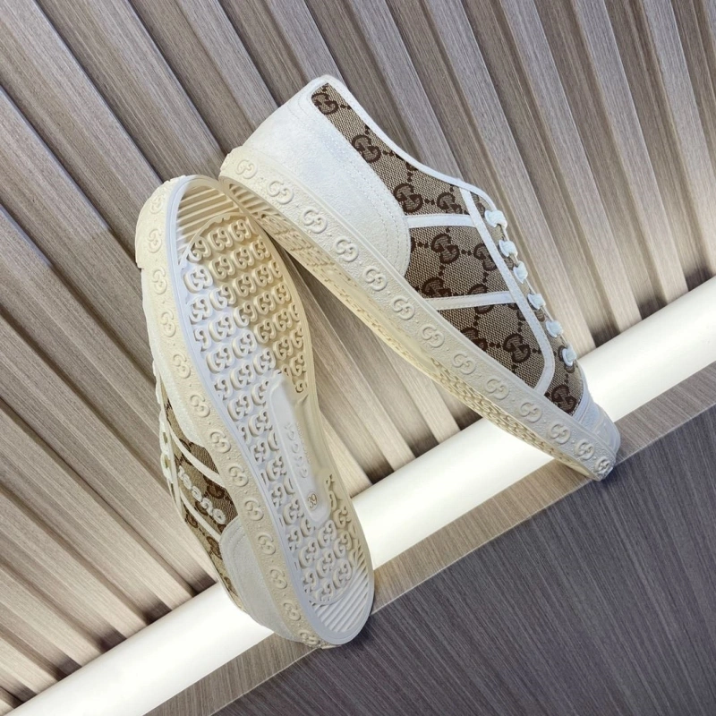 Popular Gxccx Sneakers 158609