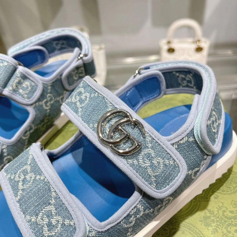 Flexible Gxccx Sandals 158553