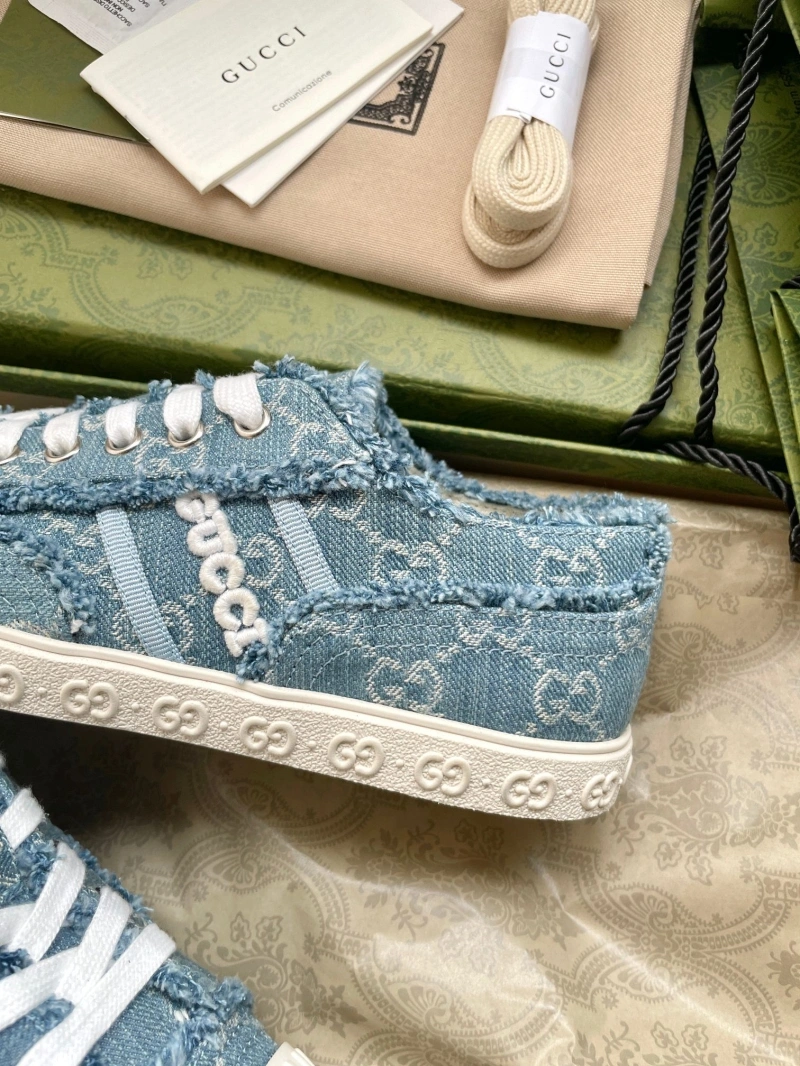 Resilient Gxccx Sneakers 158608