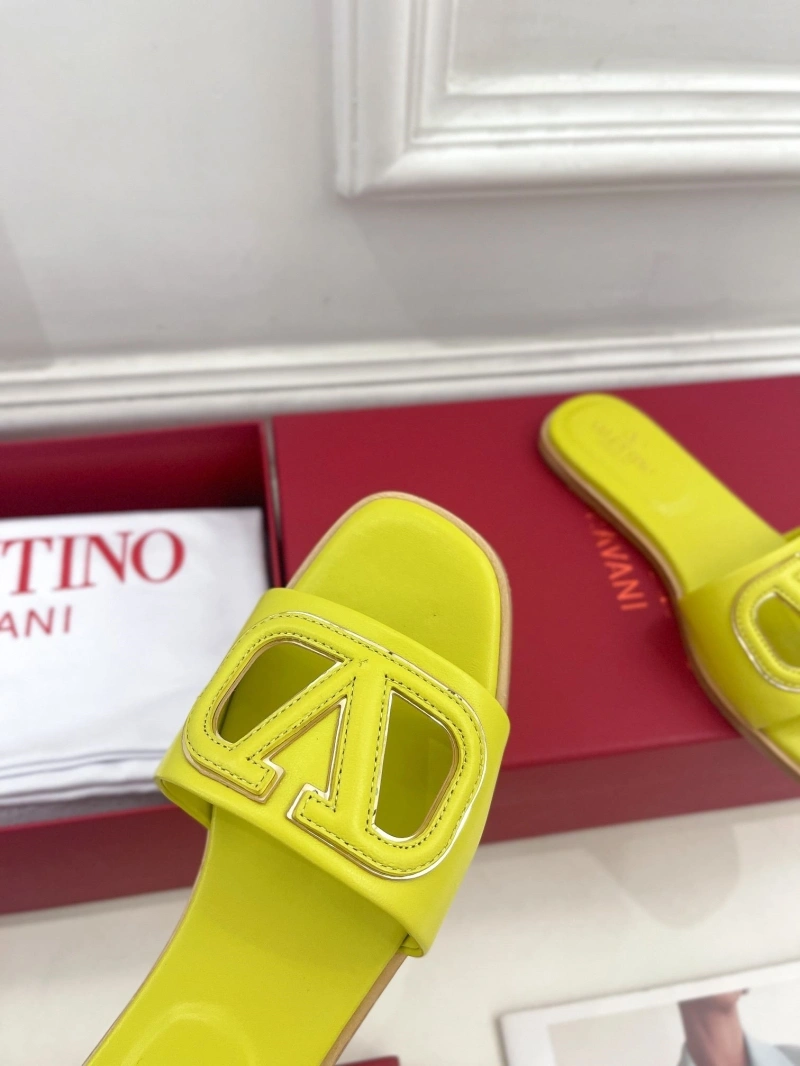 Sophisticated Vxlxntino High Heels 230812