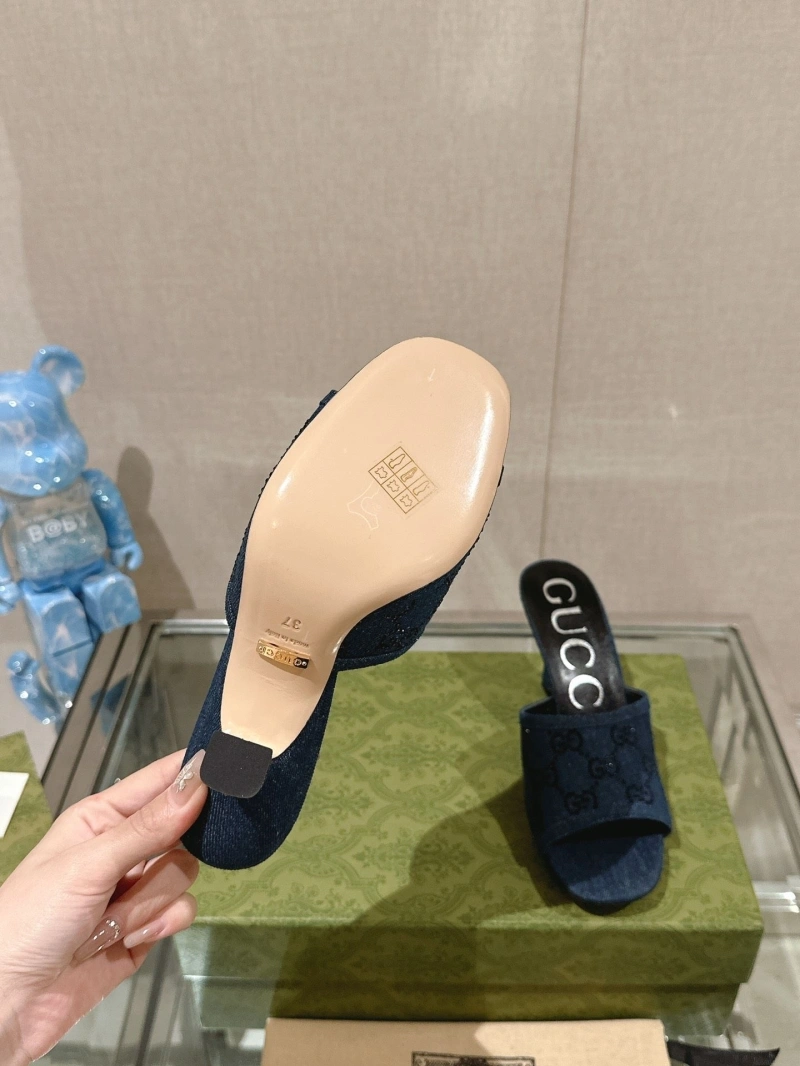 Fashionable Gxccx Slippers 158642