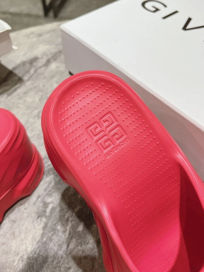 BestValue Gxvxnchy Slippers 153241