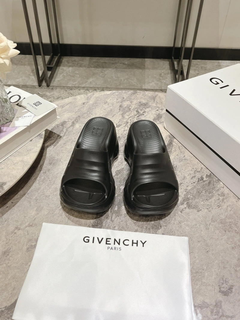 Gxvxnchy Slippers HighQuality 153238