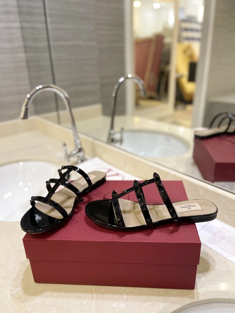 Durable Vxlxntino Sandals 230749