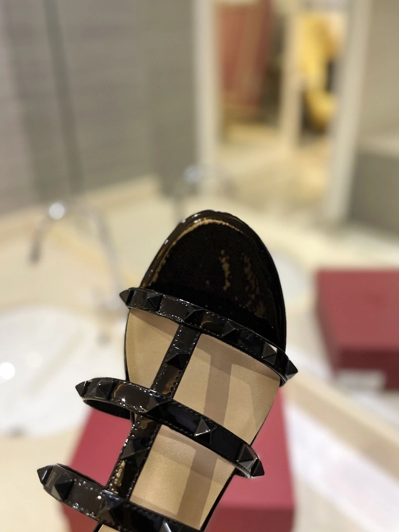 Durable Vxlxntino Sandals 230749