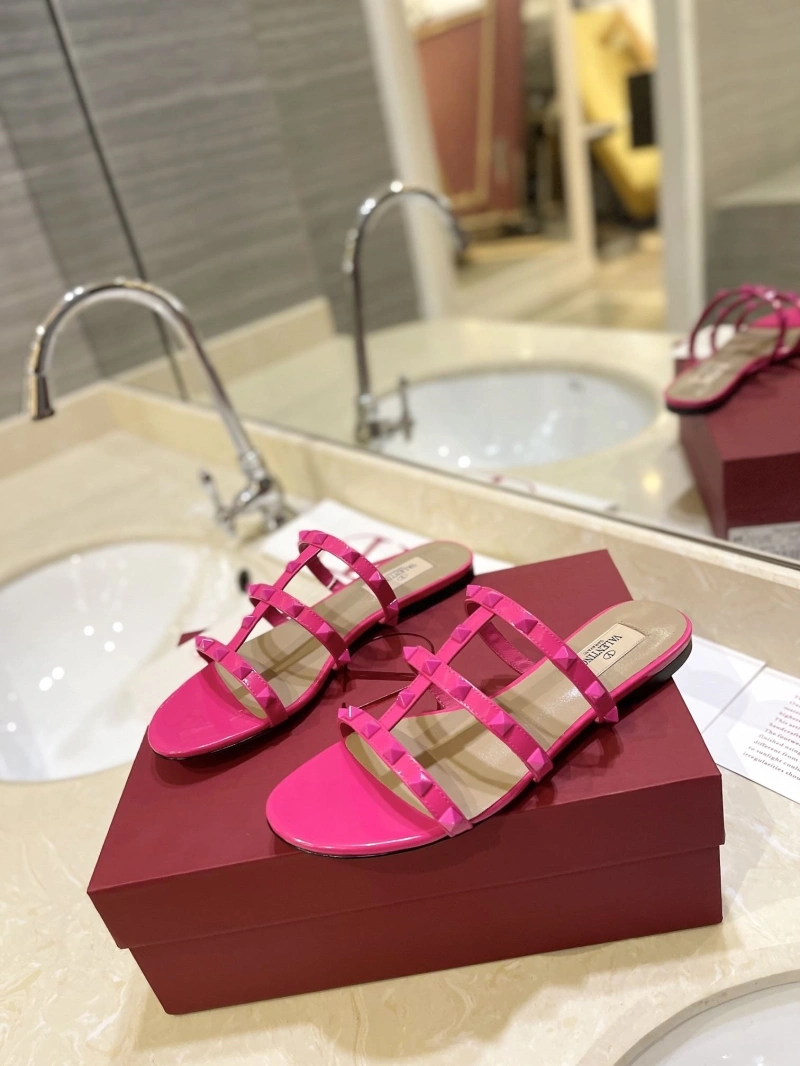Comfortable Vxlxntino Sandals 230747
