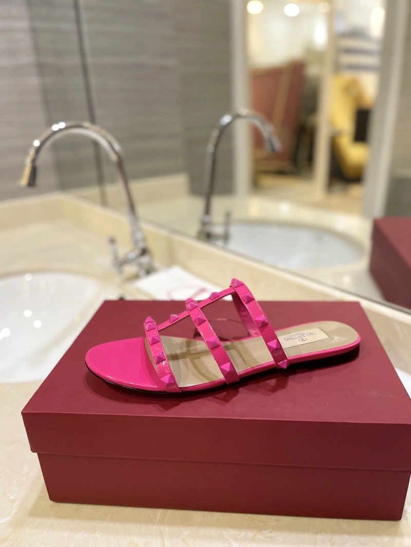 Comfortable Vxlxntino Sandals 230747