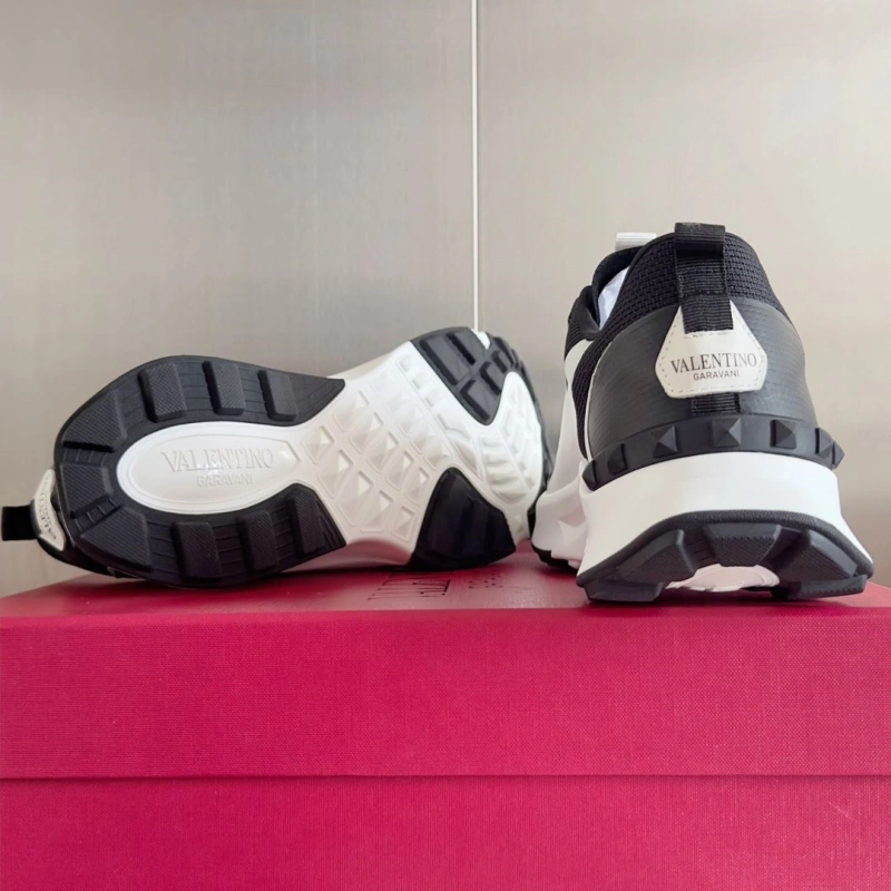 GoodFit Vxlxntino Sneakers 230710