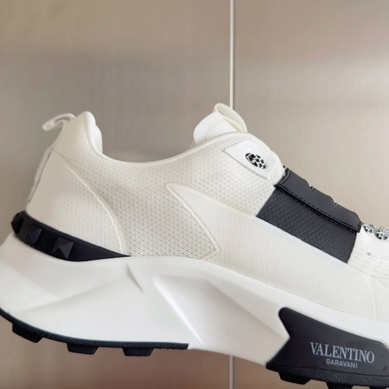 EyeCatching Vxlxntino Sneakers 230702