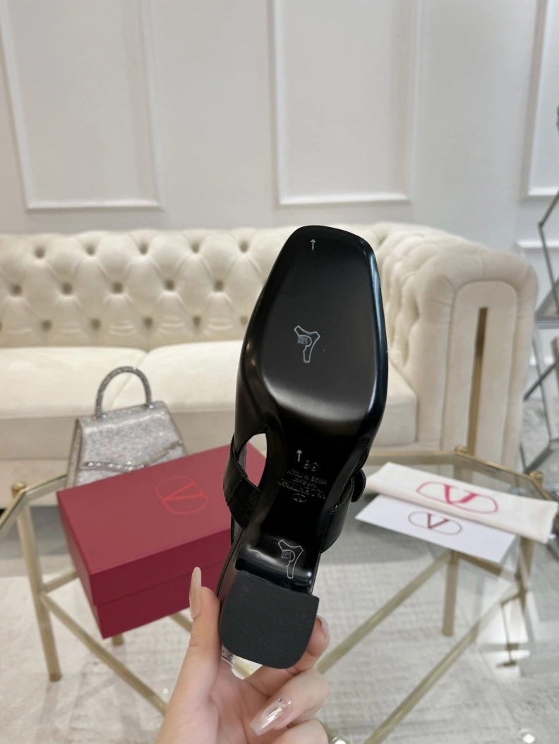 EyeCatching Vxlxntino Sandals 229807