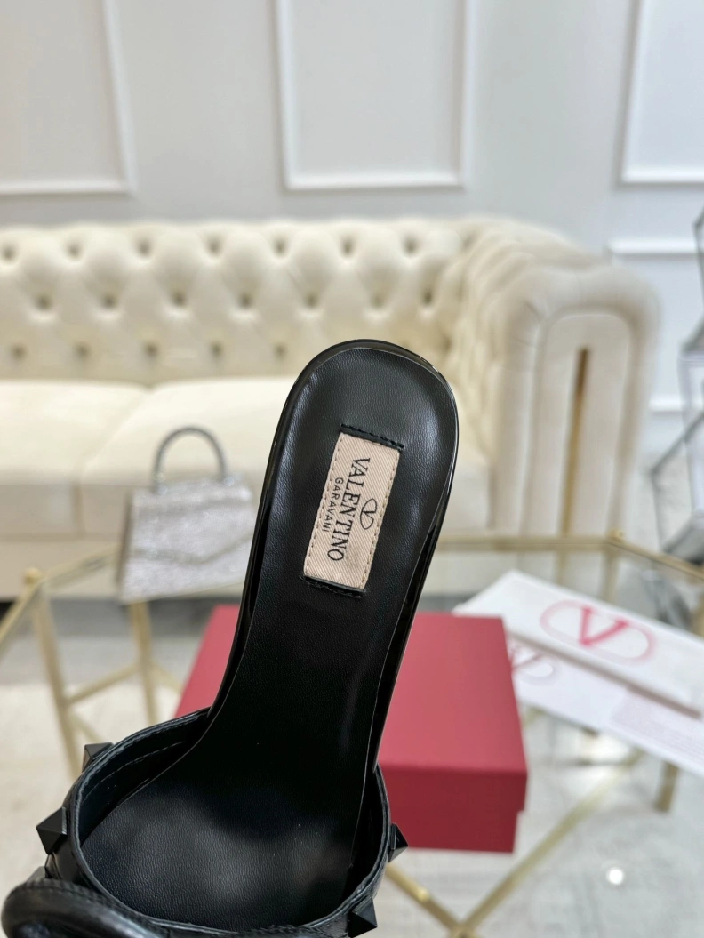 Vxlxntino Sandals Classic 229795