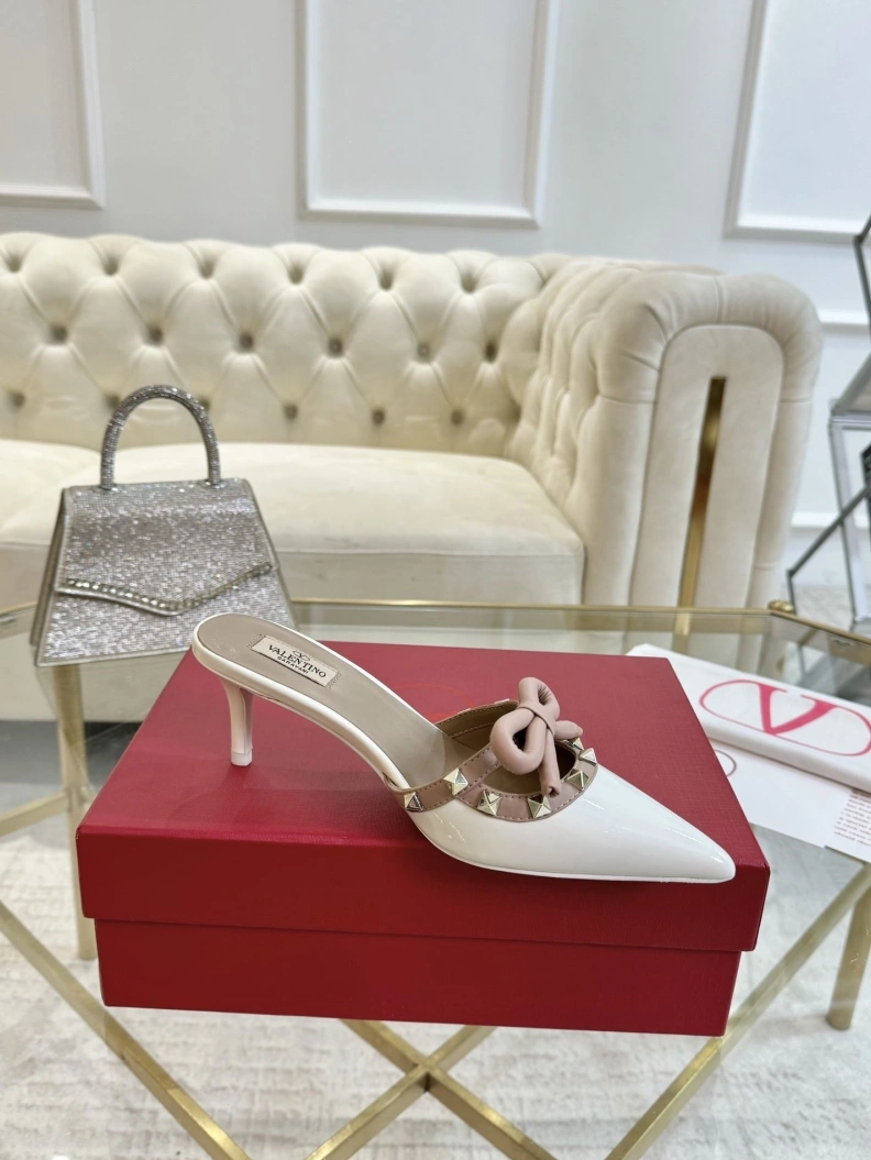 Reliable Vxlxntino Sandals 229793