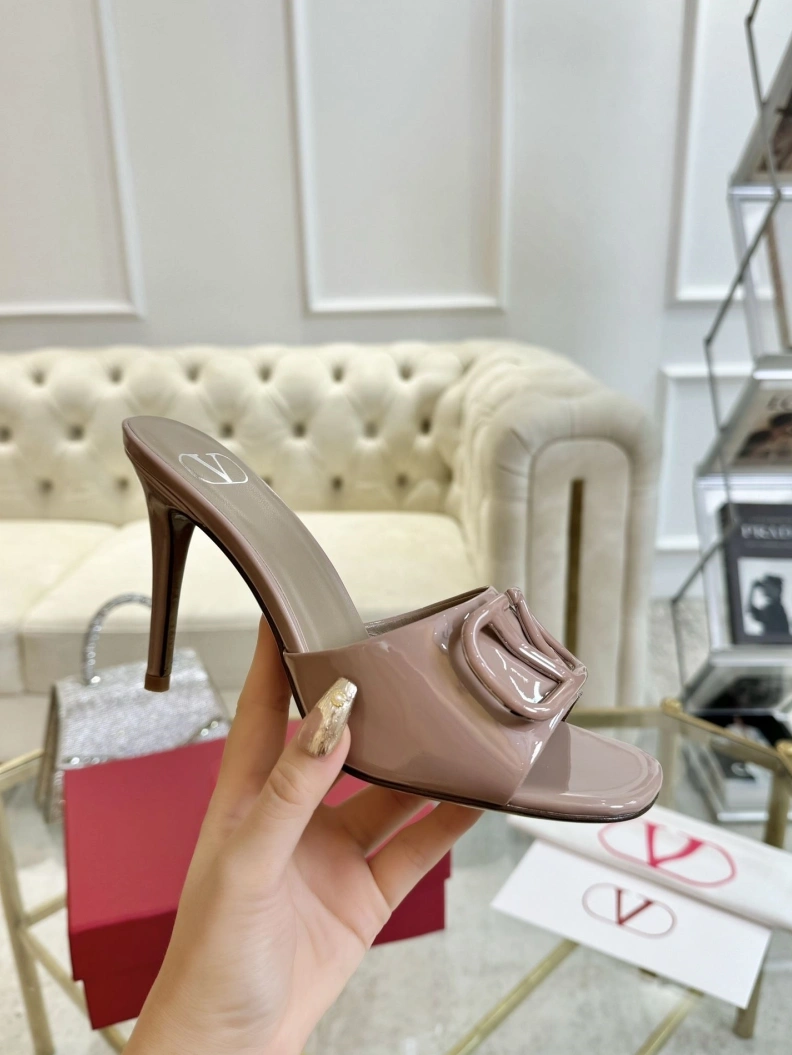DailyWear Vxlxntino Sandals 228703