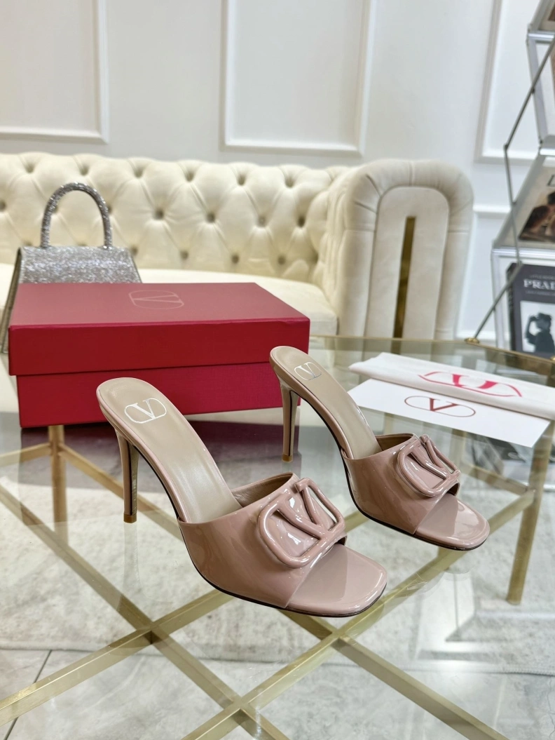 DailyWear Vxlxntino Sandals 228703