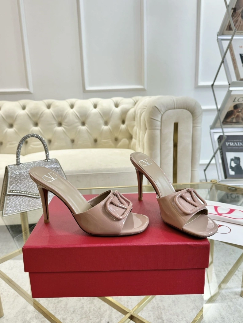 DailyWear Vxlxntino Sandals 228703