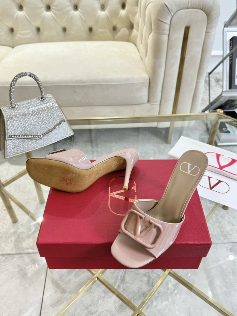 DailyWear Vxlxntino Sandals 228703