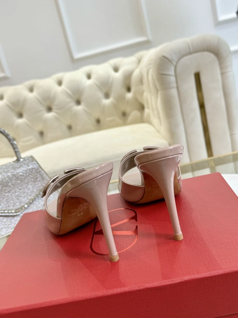 DailyWear Vxlxntino Sandals 228703