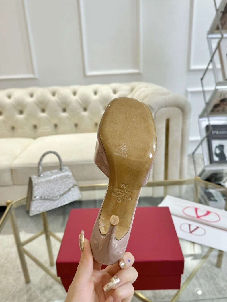 DailyWear Vxlxntino Sandals 228703