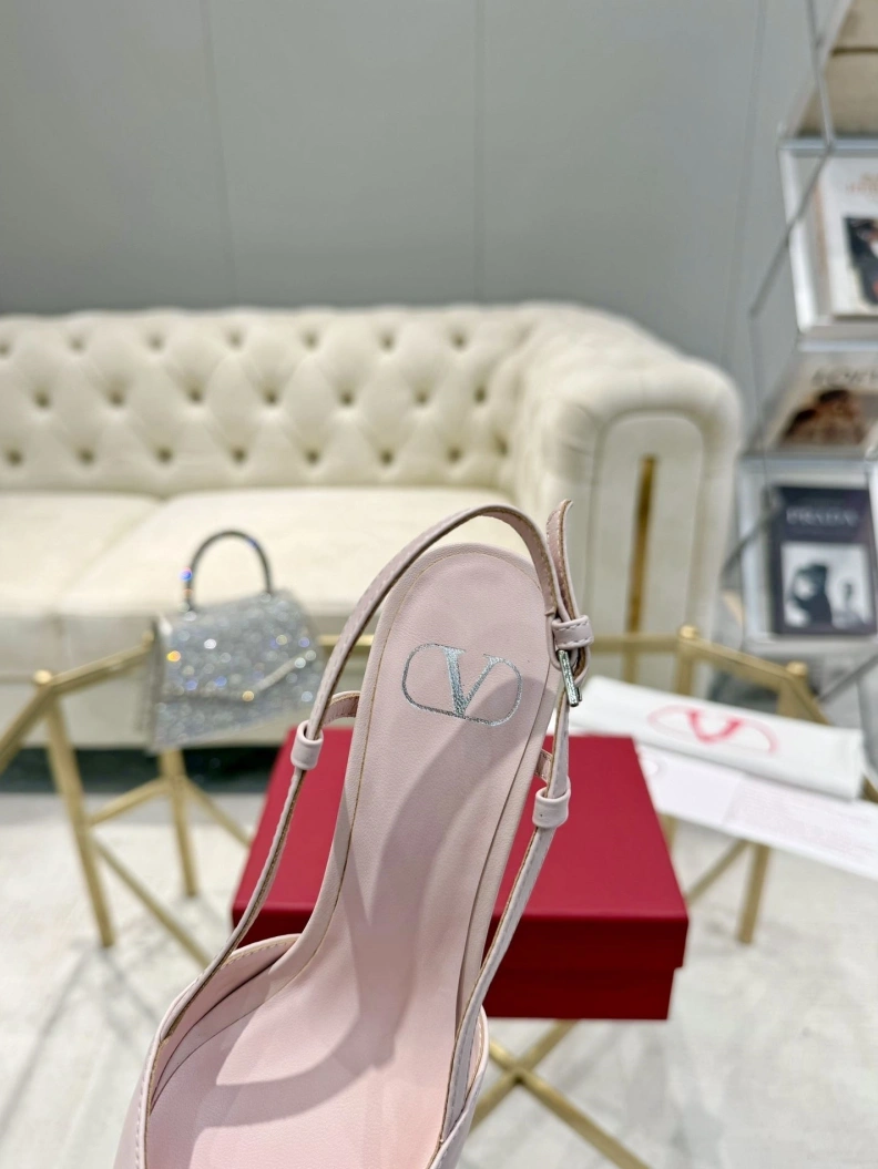 Vxlxntino Sandals ModernLook 229786
