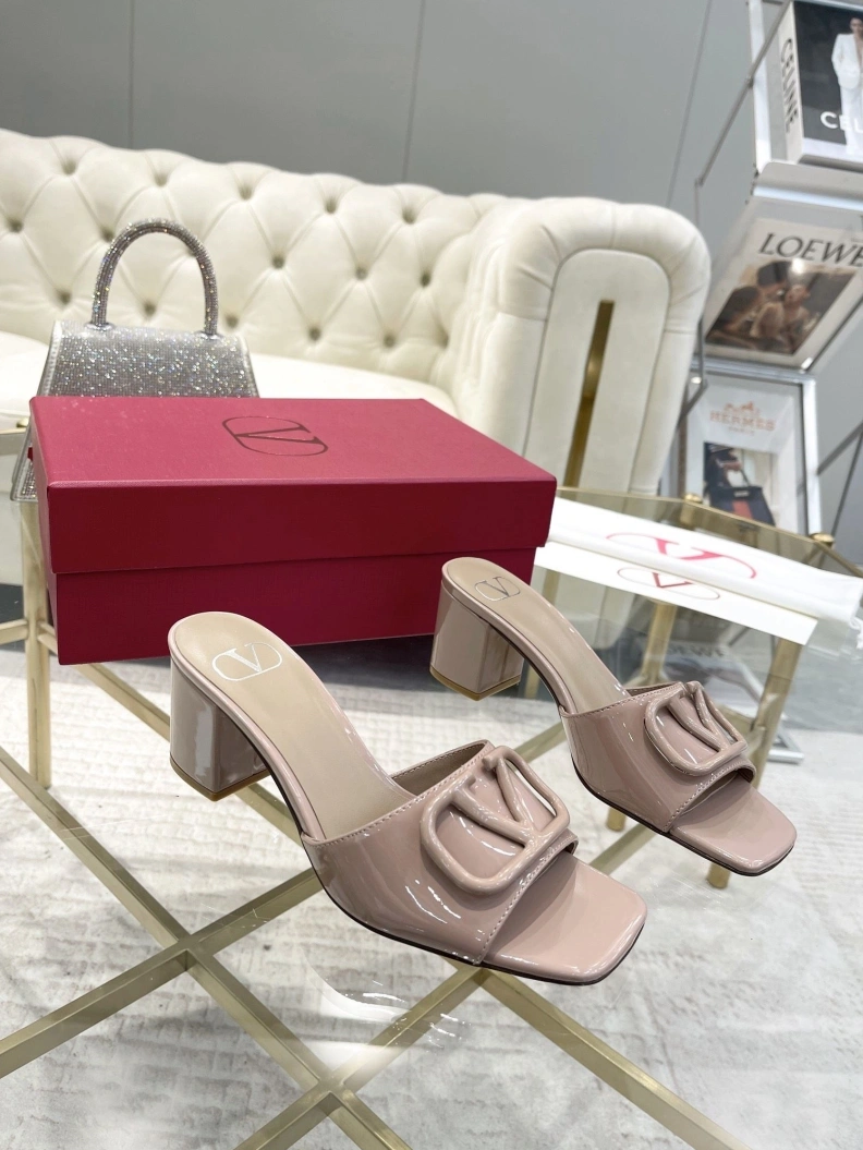 Soft Vxlxntino Sandals 229774