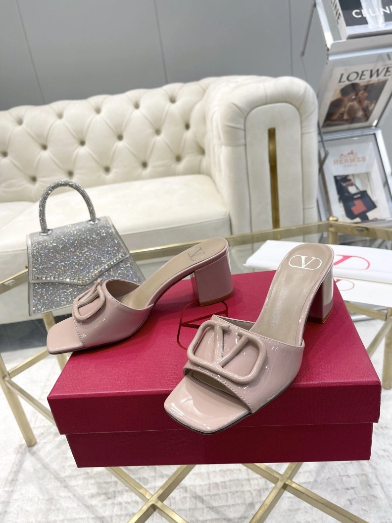 Soft Vxlxntino Sandals 229774