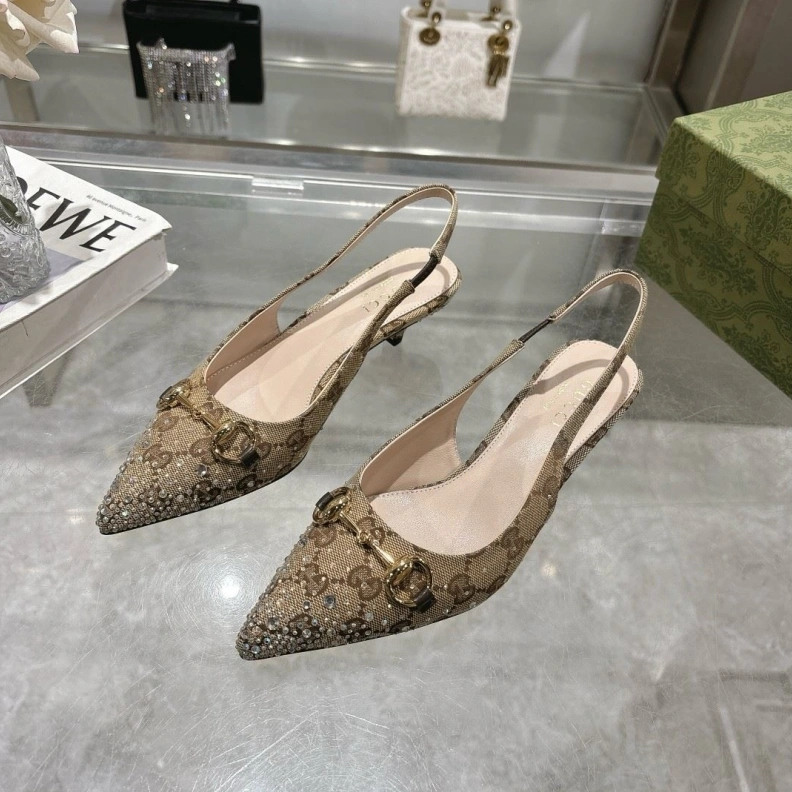 Gxccx Sandals Trendsetting 157581