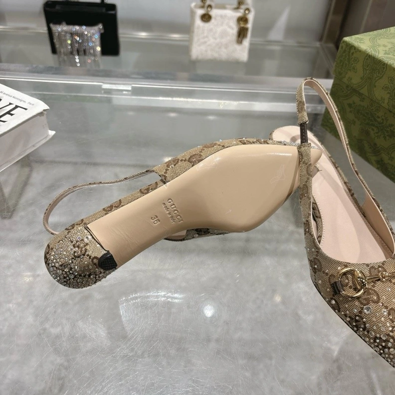 Gxccx Sandals Trendsetting 157581