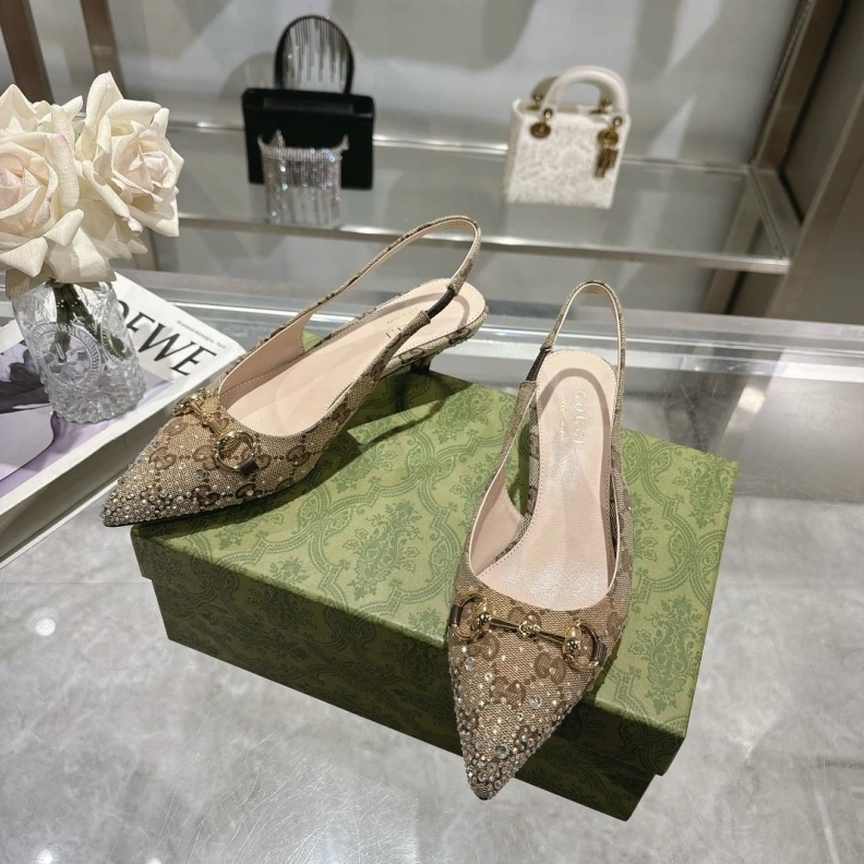 Gxccx Sandals Trendsetting 157581
