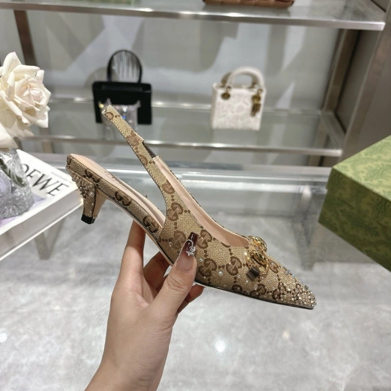 Gxccx Sandals Trendsetting 157581