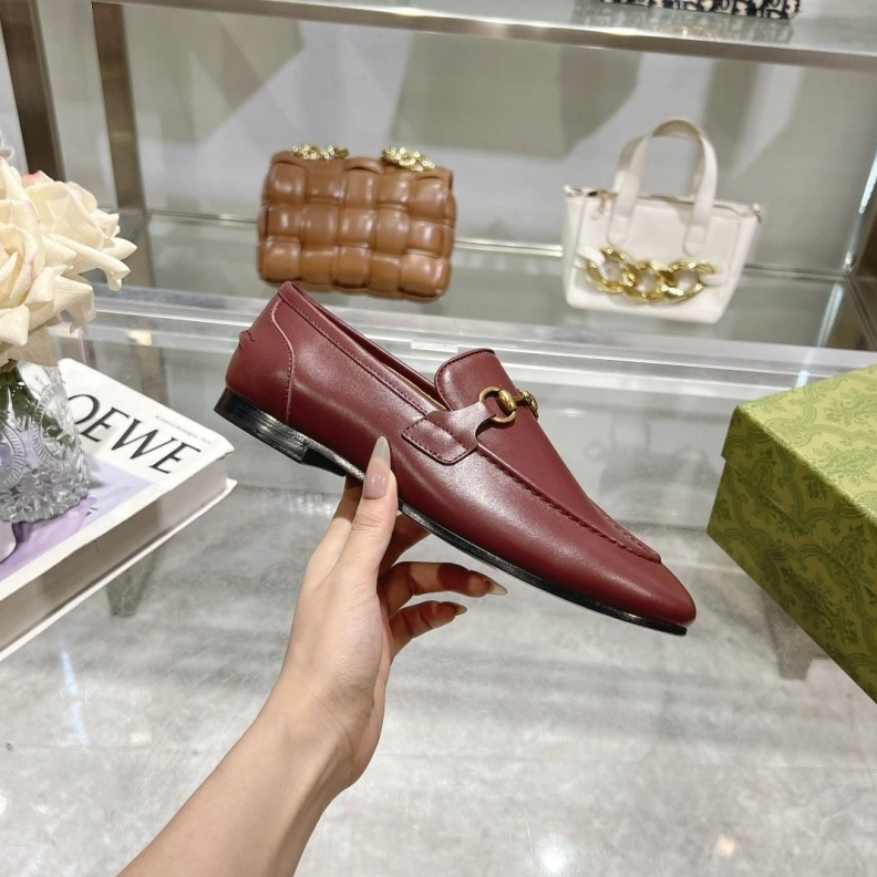 Vibrant Gxccx Leather Shoes 157617