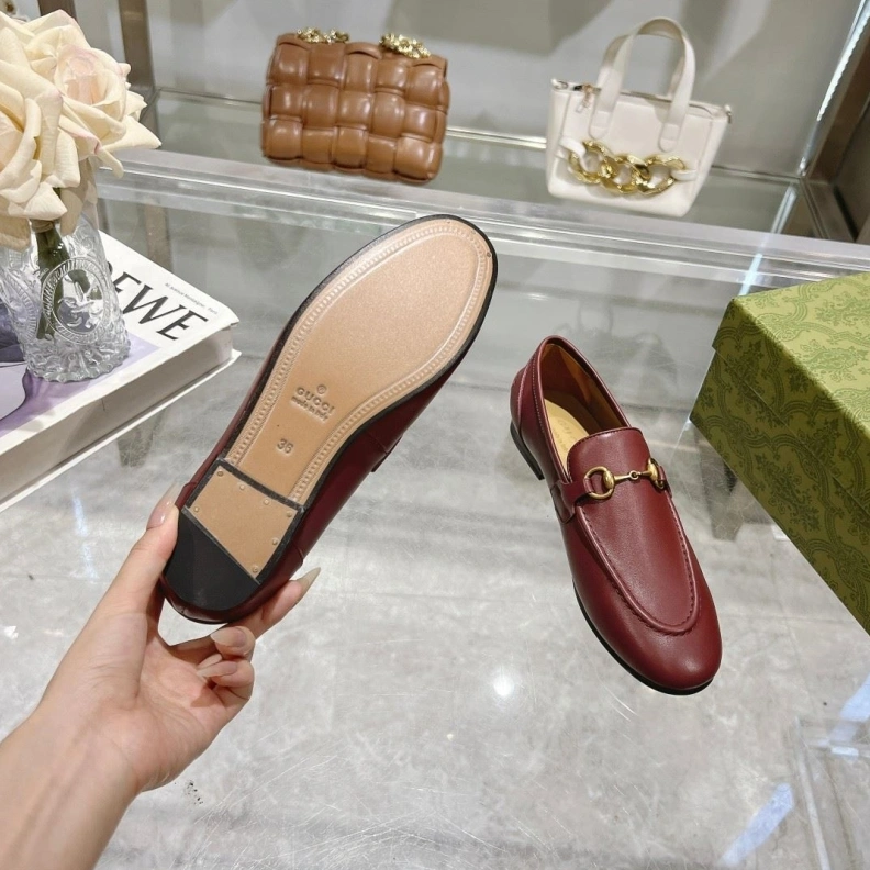 Vibrant Gxccx Leather Shoes 157617
