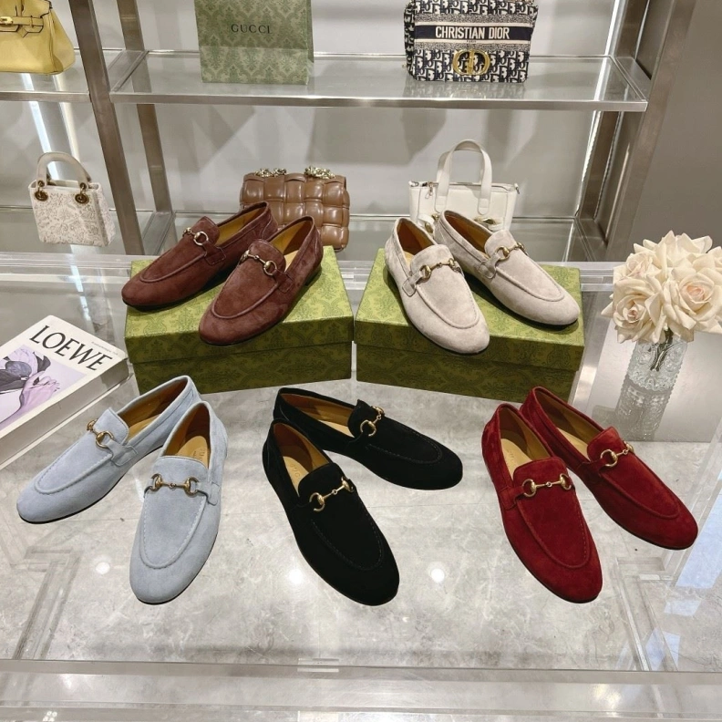 Flexible Gxccx Leather Shoes 157628