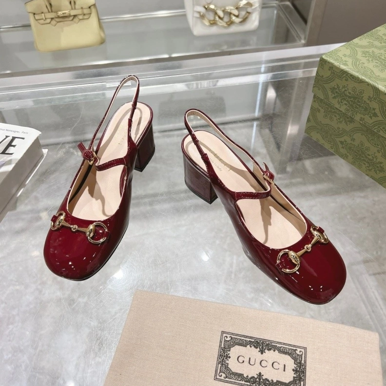 Vibrant Gxccx Sandals 157574