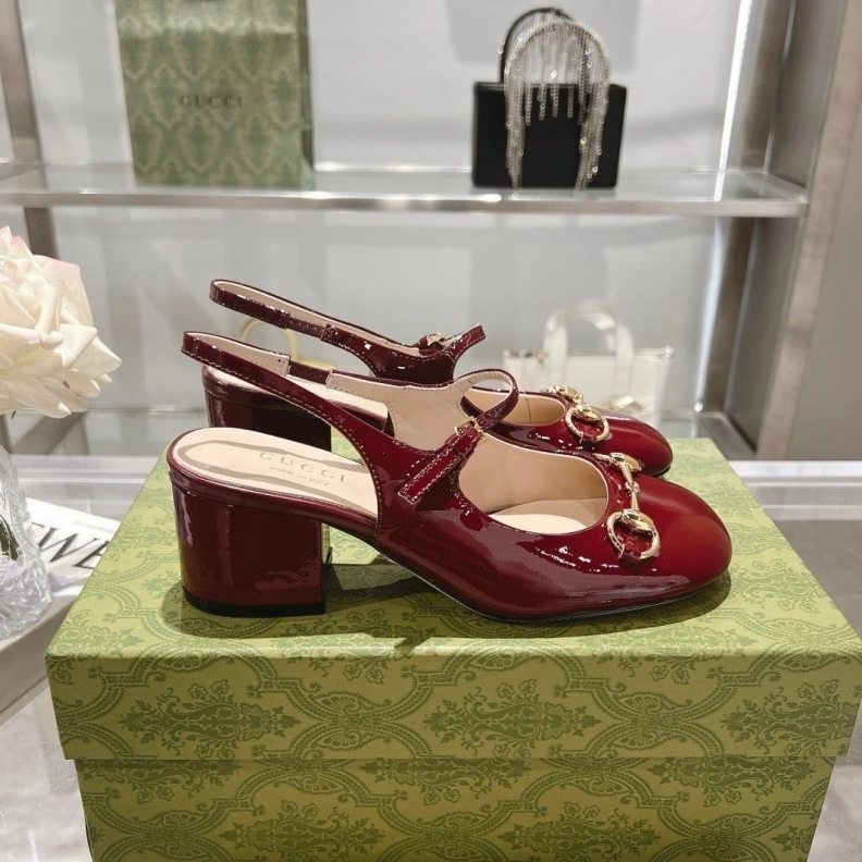 Vibrant Gxccx Sandals 157574