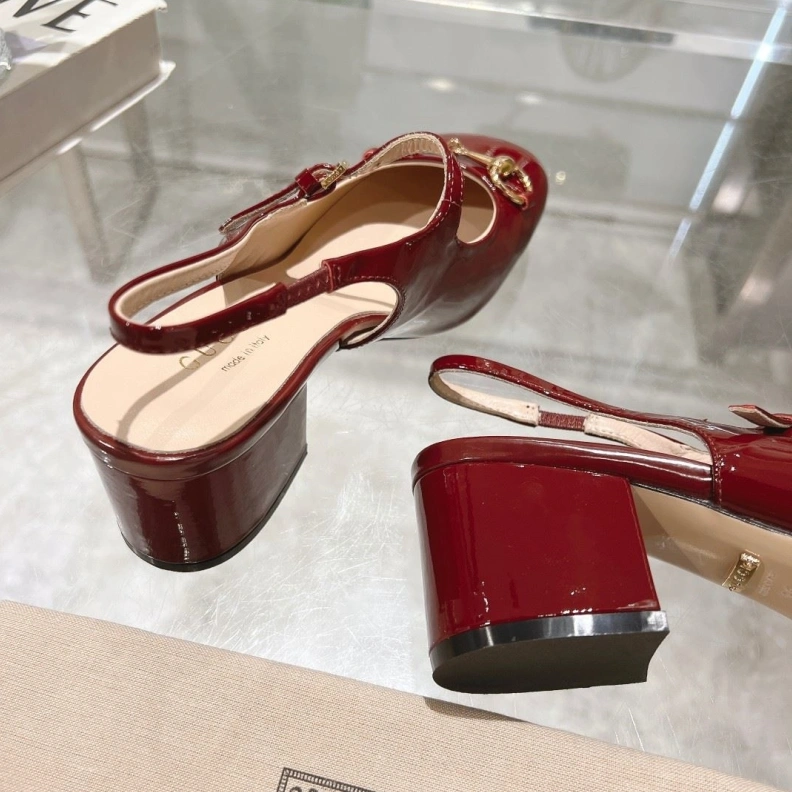 Vibrant Gxccx Sandals 157574