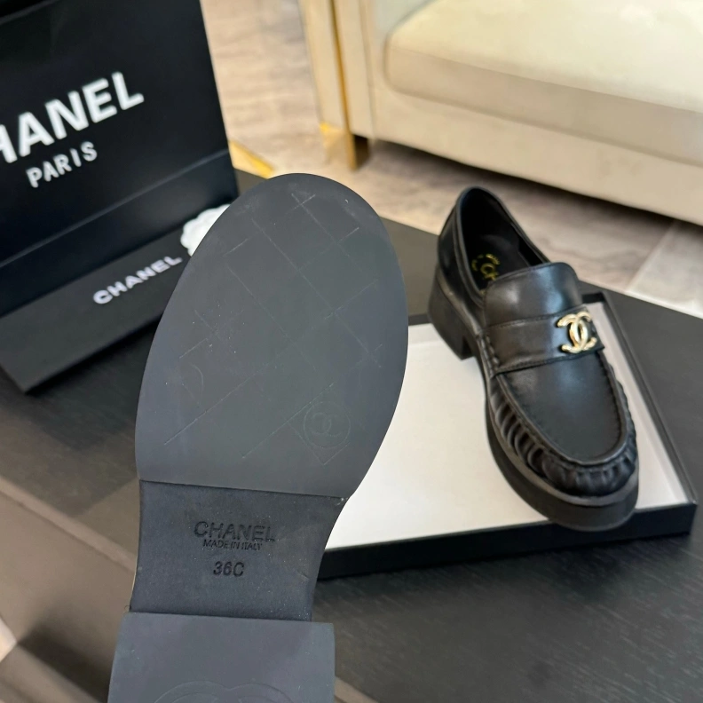 Reliable Chxnxl Leather Shoes 120774