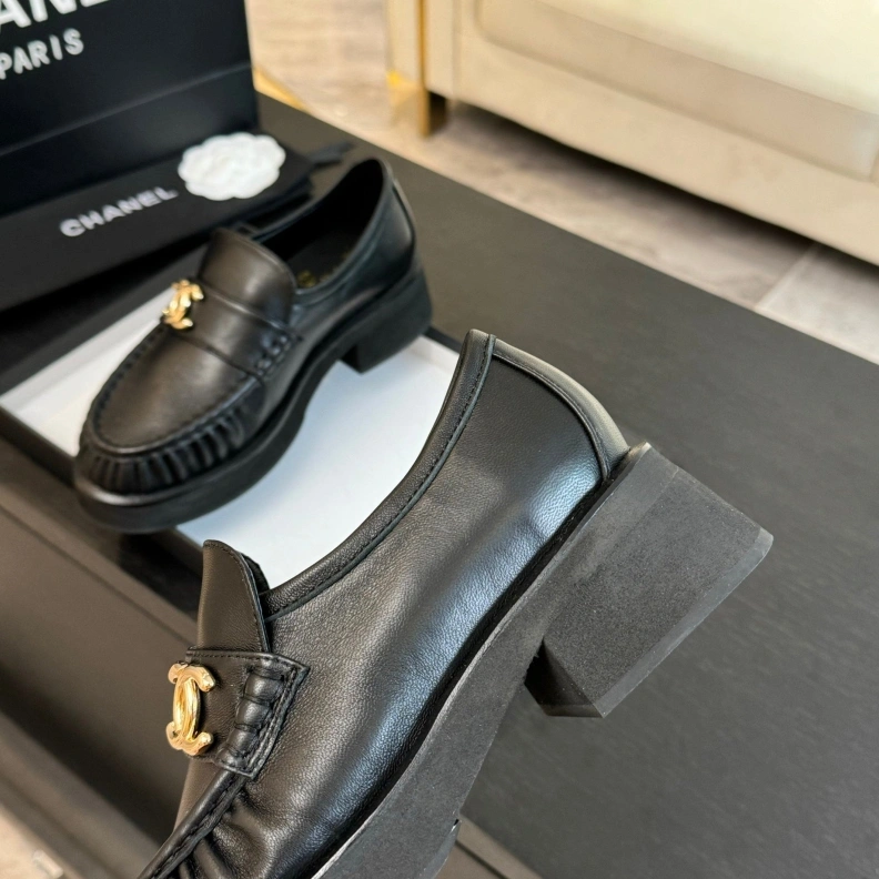 Reliable Chxnxl Leather Shoes 120774