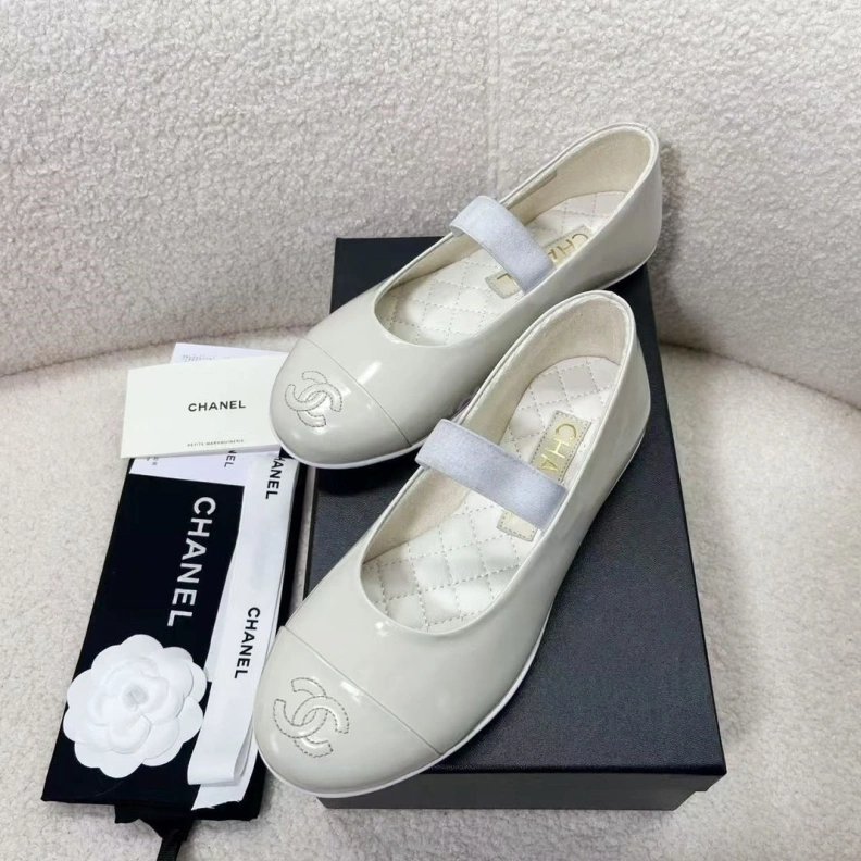 EyeCatching Chxnxl Flat Shoes 121085